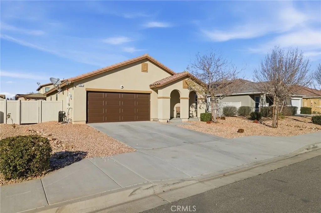 Photo of 3567 Garnet Ln, Lancaster, CA 93535 (MLS # SR26016894)