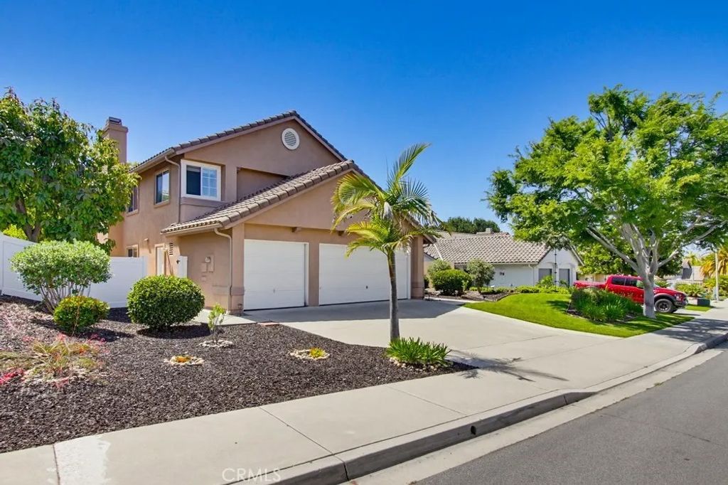 Photo of 532 Springfield Avenue, Oceanside, CA 92057 (MLS # ND26085212)