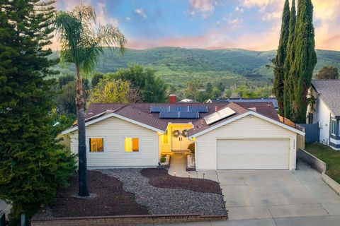 Photo of 10354 Settle Road, Santee, CA 92071 (MLS # 260006564)