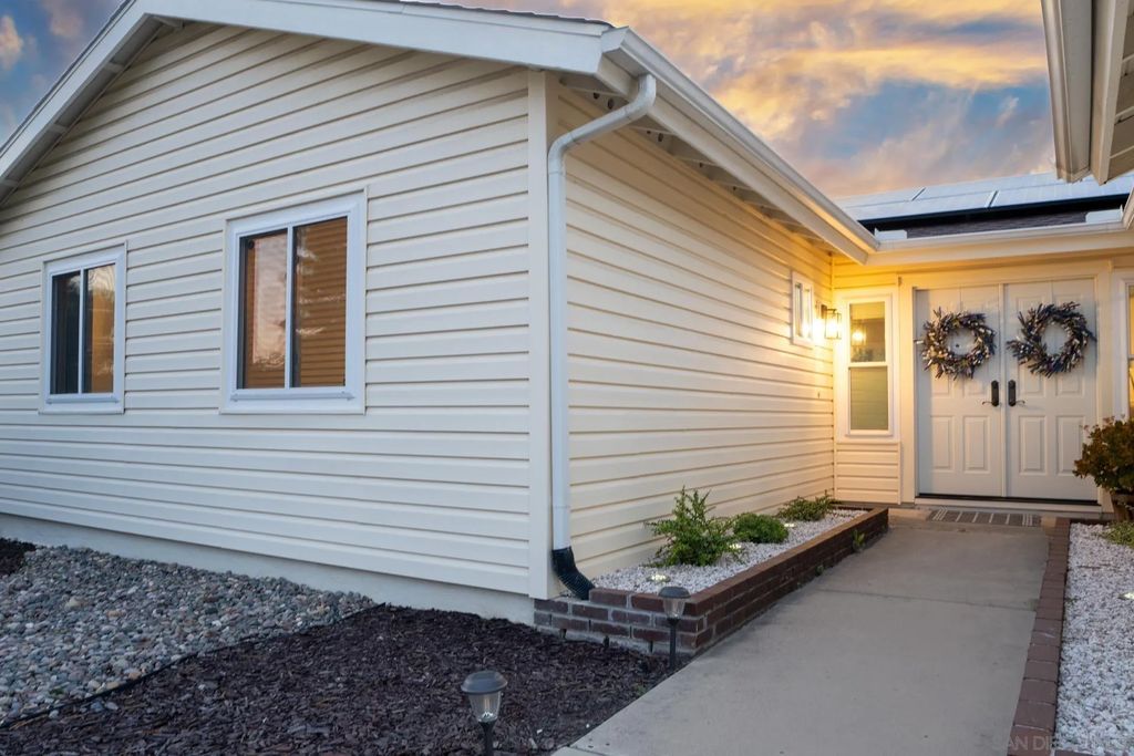 Photo of 10354 Settle Road, Santee, CA 92071 (MLS # 260006564)