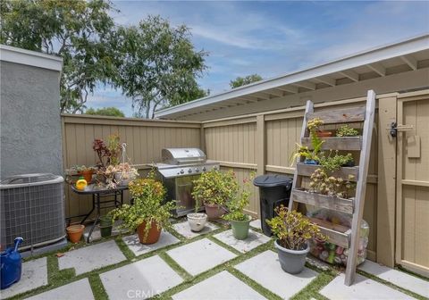 Tiny photo for 67 Greenbough #150, Irvine, CA 92614 (MLS # OC25241058)