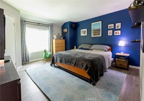 Tiny photo for 67 Greenbough #150, Irvine, CA 92614 (MLS # OC25241058)