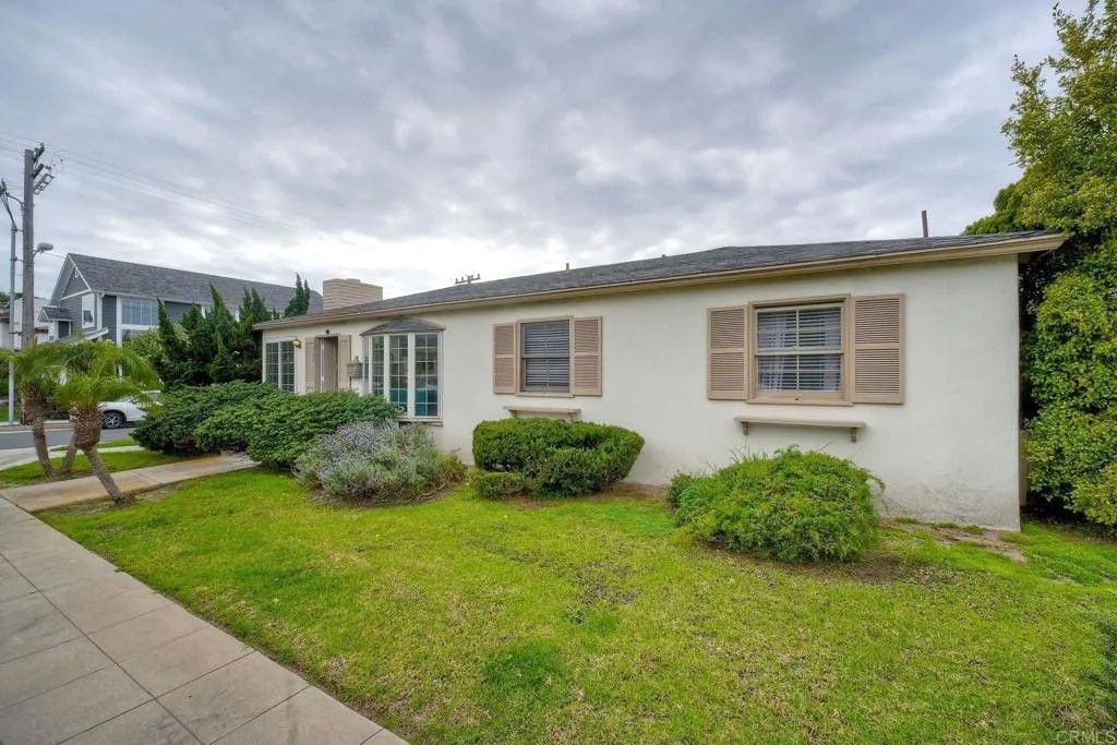 Photo of 3504 Bayonne Drive, San Diego, CA 92109 (MLS # NDP2600813)