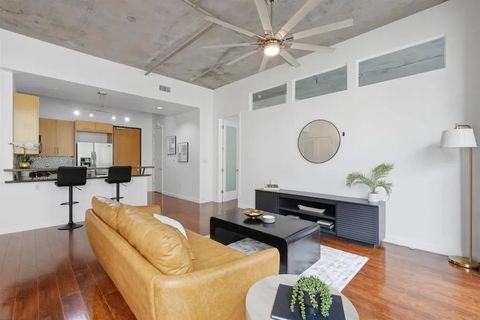 Tiny photo for 1050 Island Avenue #525, San Diego, CA 92101 (MLS # PTP2602410)