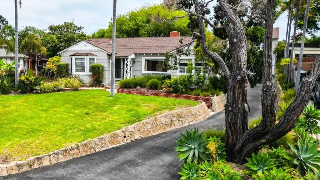 2862 Highland Drive