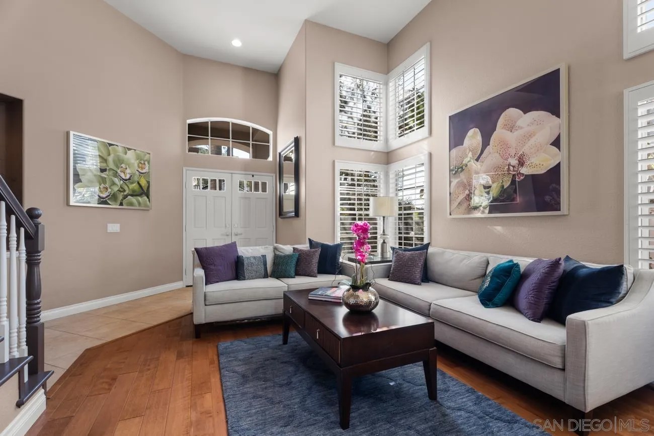 12425 Caminito Valioso