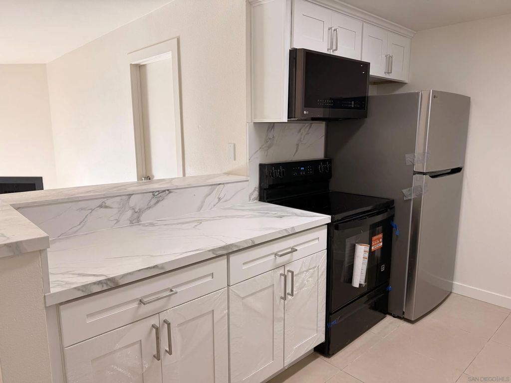 Photo of 218 Woodland Pkwy #146, San Marcos, CA 92069 (MLS # 260009986)