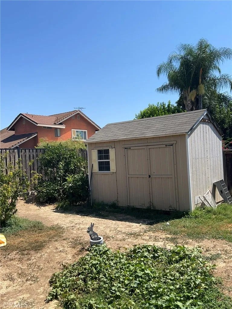 11439 Rancho La Brea Drive