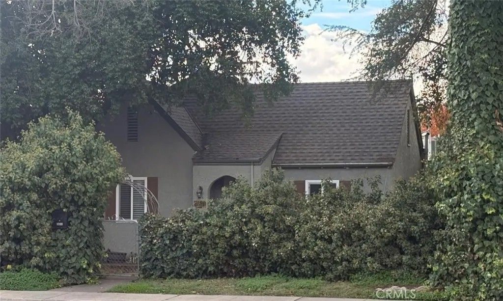 Photo of 1123 Tully Rd, Modesto, CA 95350 (MLS # MC26004249)