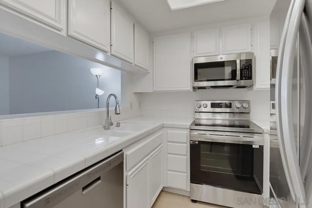 3078 Broadway 108