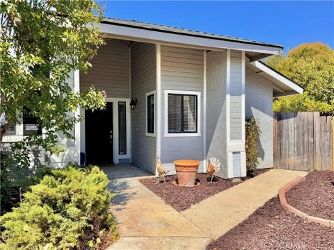 Photo of 434 Cherokee Court, Paso Robles, CA 93446 (MLS # NS26194326)