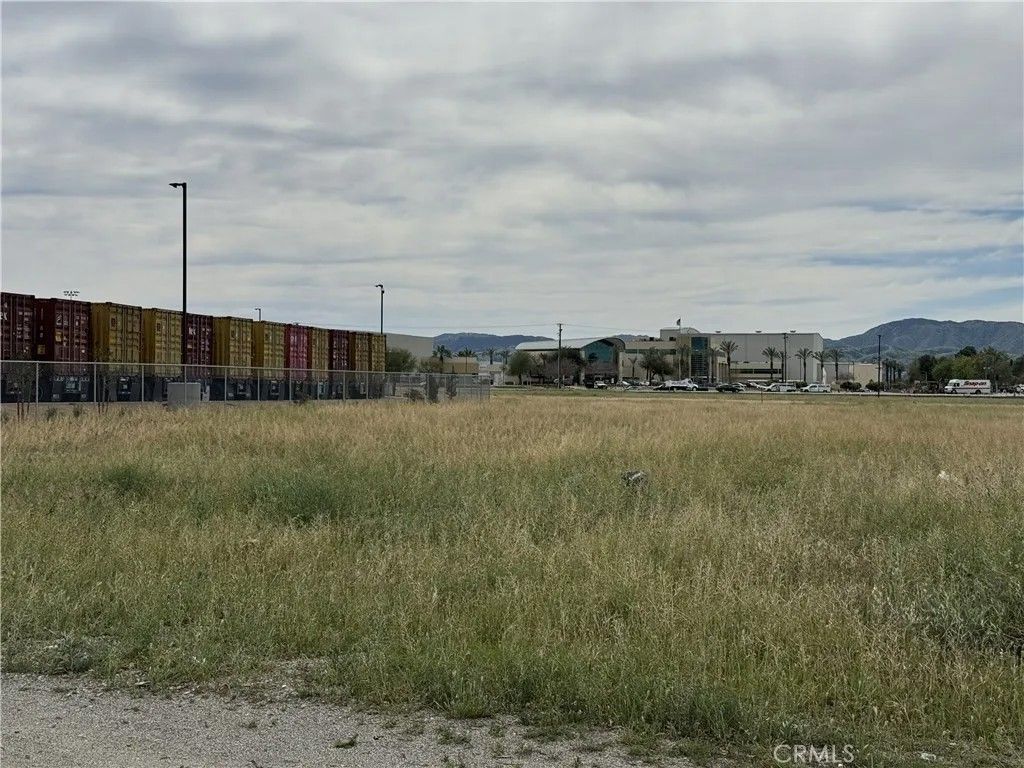 Photo of 0 5th, San Bernardino, CA 92410 (MLS # PW26095627)