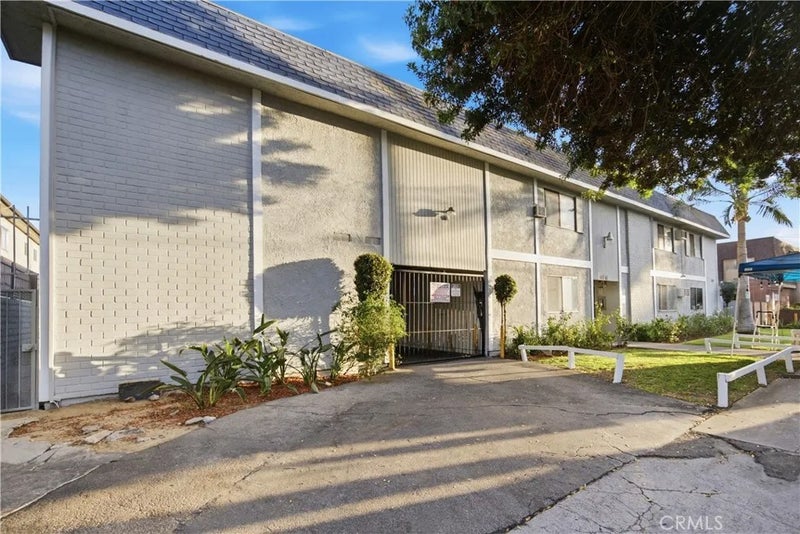 14542 Saticoy