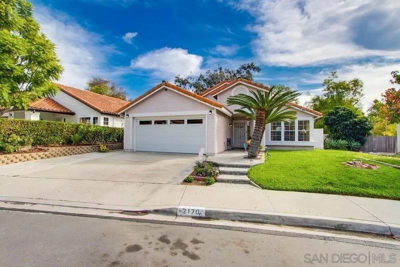 2170 Shadetree Ln