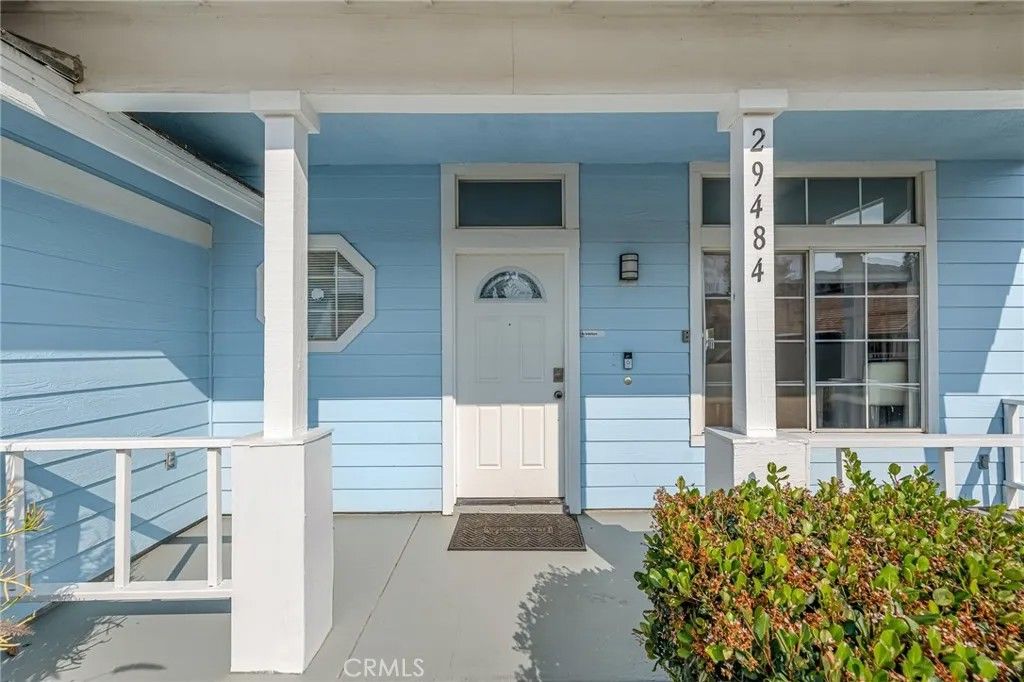 Photo of 29484 Mariners Way, Lake Elsinore, CA 92530 (MLS # SR26098695)