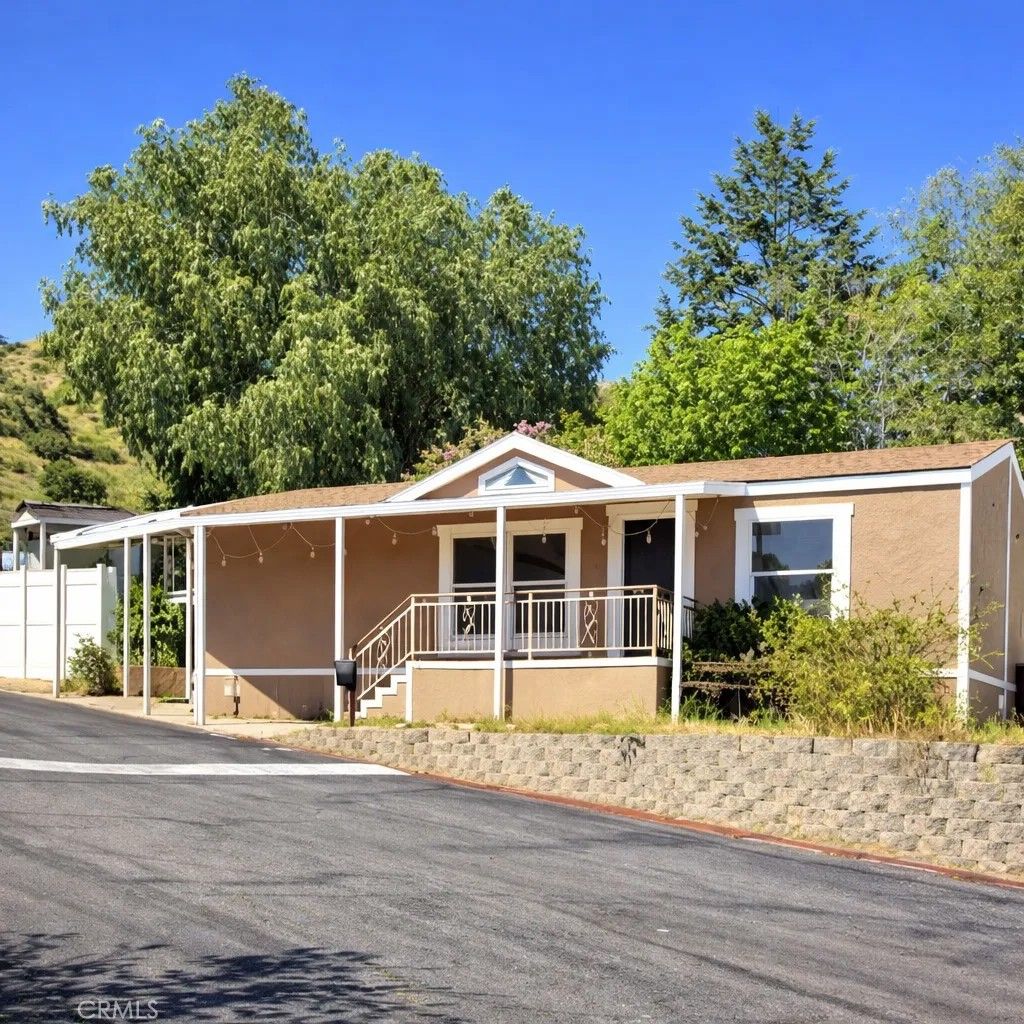 Photo of 30000 Hasley Canyon #31, Castaic, CA 91384 (MLS # SR26062139)