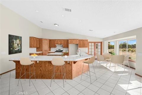 Tiny photo for 9076 Shasta Rd, Phelan, CA 92371 (MLS # SR25246696)
