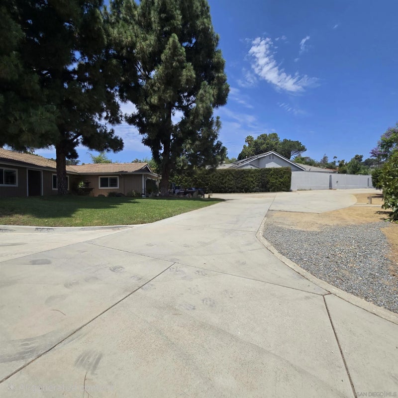 4126 Avocado Blvd.
