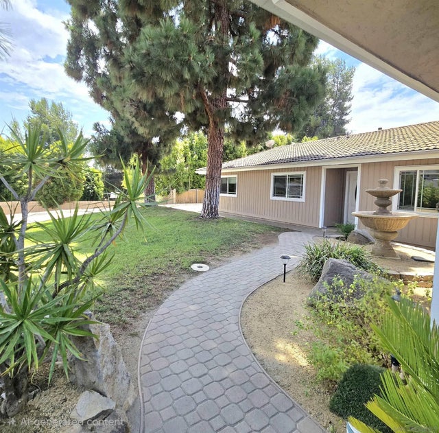 4126 Avocado Blvd., La Mesa