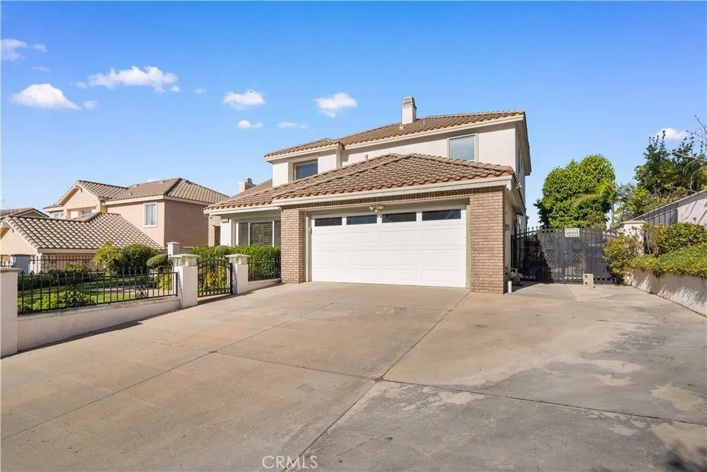 Photo of 18383 Vantage Pointe Dr, Rowland Heights, CA 91748 (MLS # TR25274134)