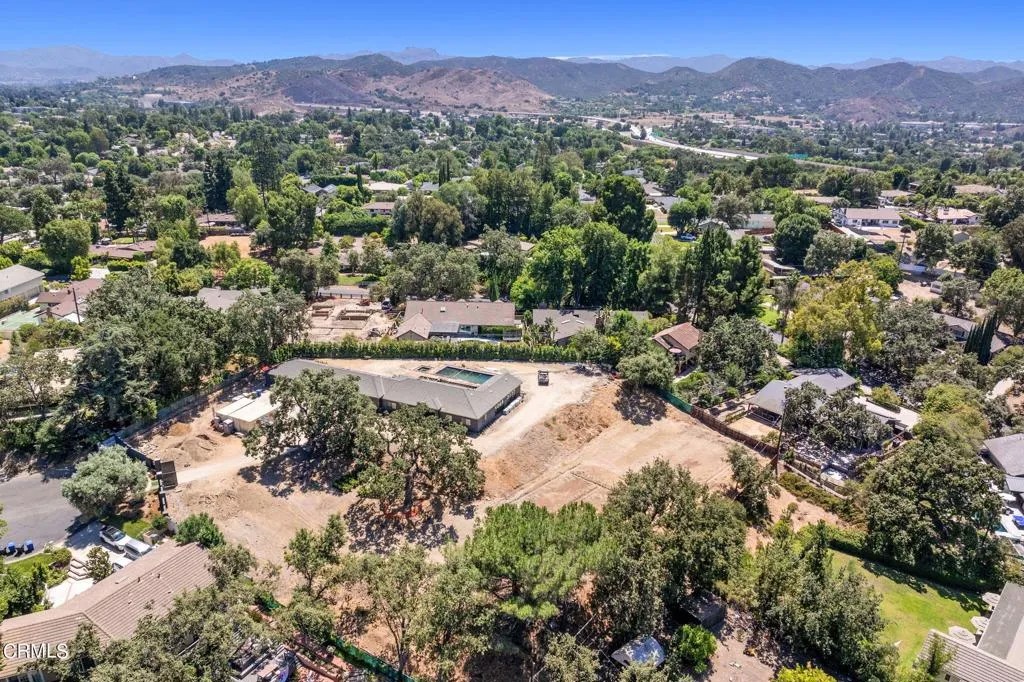 1250 La Peresa Drive