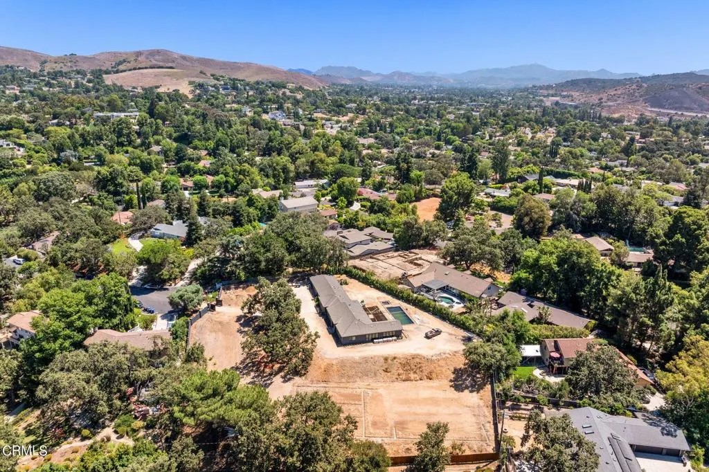 1250 La Peresa Drive