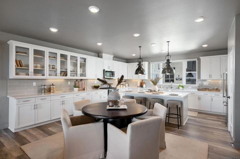Tiny photo for 2929 Via Alta Pl, San Diego, CA 92108 (MLS # 250042420)