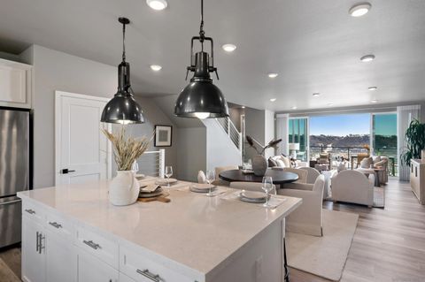 Tiny photo for 2929 Via Alta Pl, San Diego, CA 92108 (MLS # 250042420)