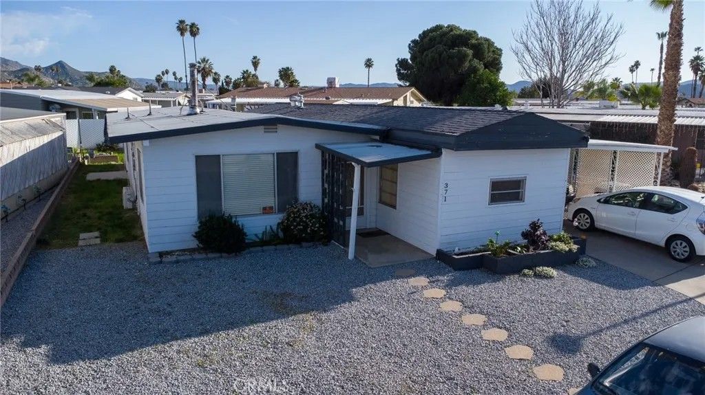 Photo of 371 Santa Clara Circle, Hemet, CA 92543 (MLS # IV26035279)