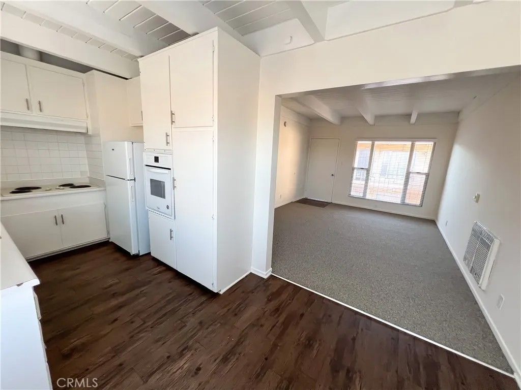 Photo of 2102 S Pacific Ave #7, San Pedro, CA 90731 (MLS # SB26065620)