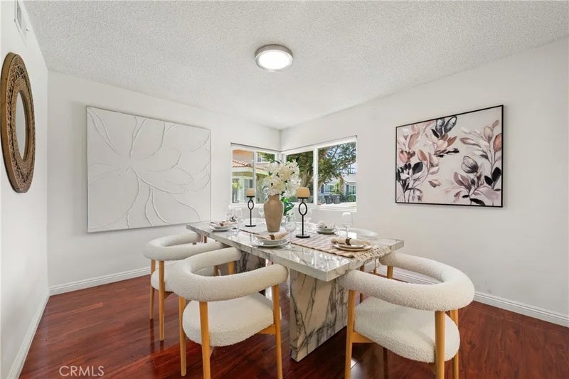 2112 El Sereno