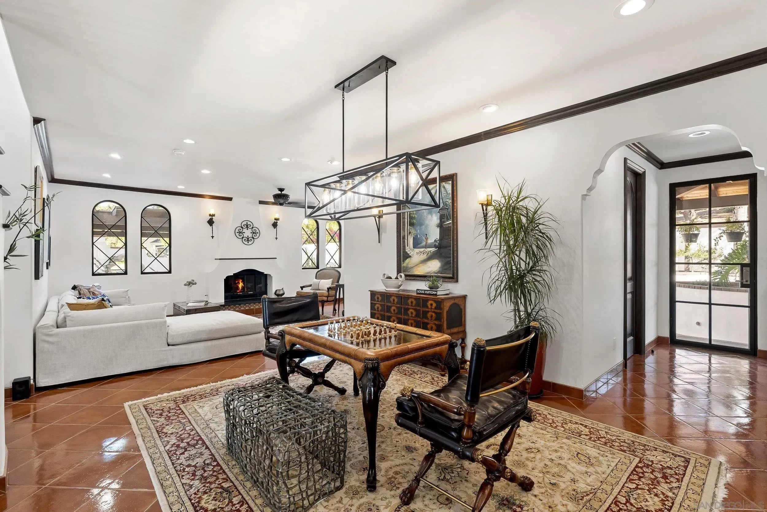 El Cajon, California 92019, United States, 6 Bedrooms Bedrooms, ,6 BathroomsBathrooms,Residential,Active,216355