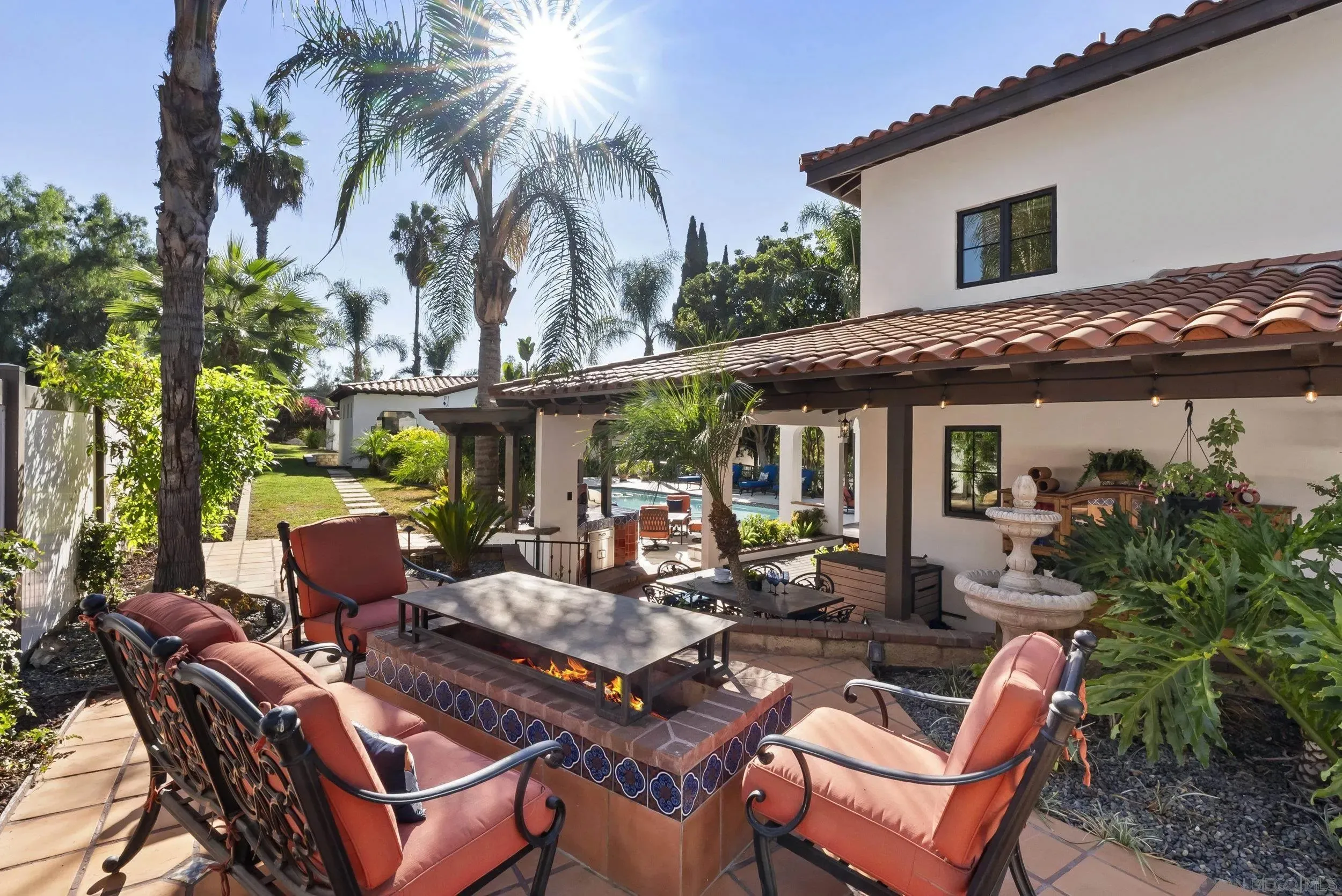 El Cajon, California 92019, United States, 6 Bedrooms Bedrooms, ,6 BathroomsBathrooms,Residential,Active,216355