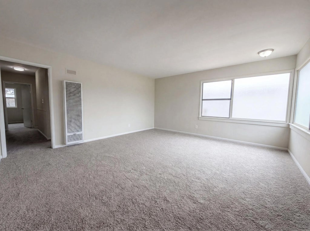 Photo of 625 Woodlawn AVE, Chula Vista, CA 91910 (MLS # 260015606)