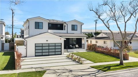 Photo of 22002 Ocean Avenue, Torrance, CA 90503 (MLS # SB26019411)