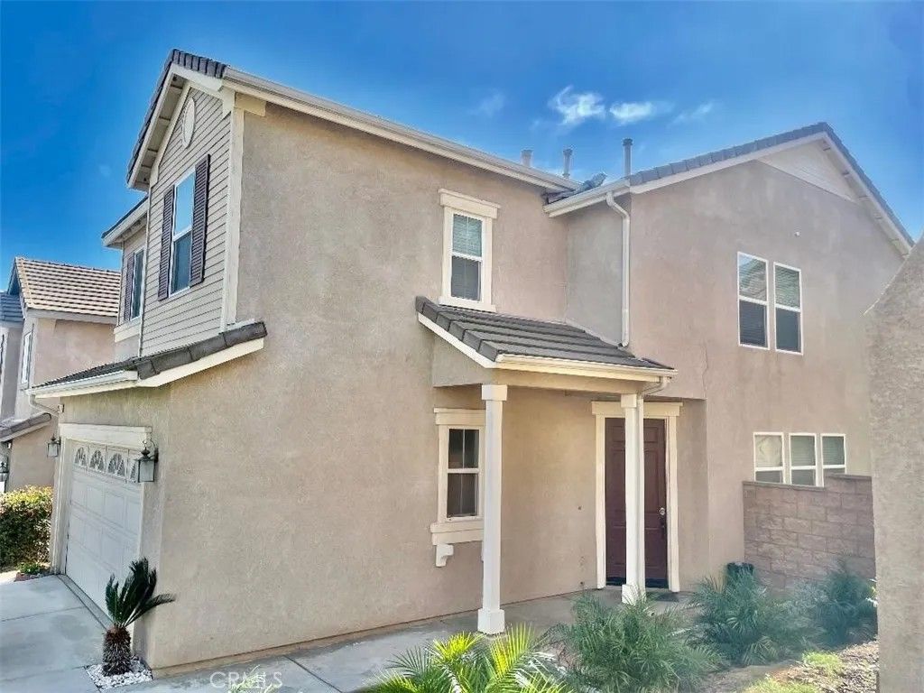 Photo of 5751 Autumnwood Ln, Jurupa Valley, CA 92509 (MLS # TR26043295)