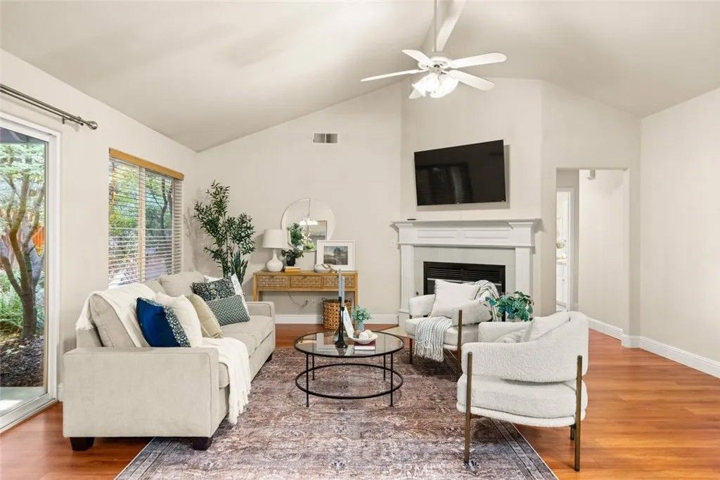 Photo of 8 Pelican Park, Chico, CA 95926 (MLS # SN25240342)