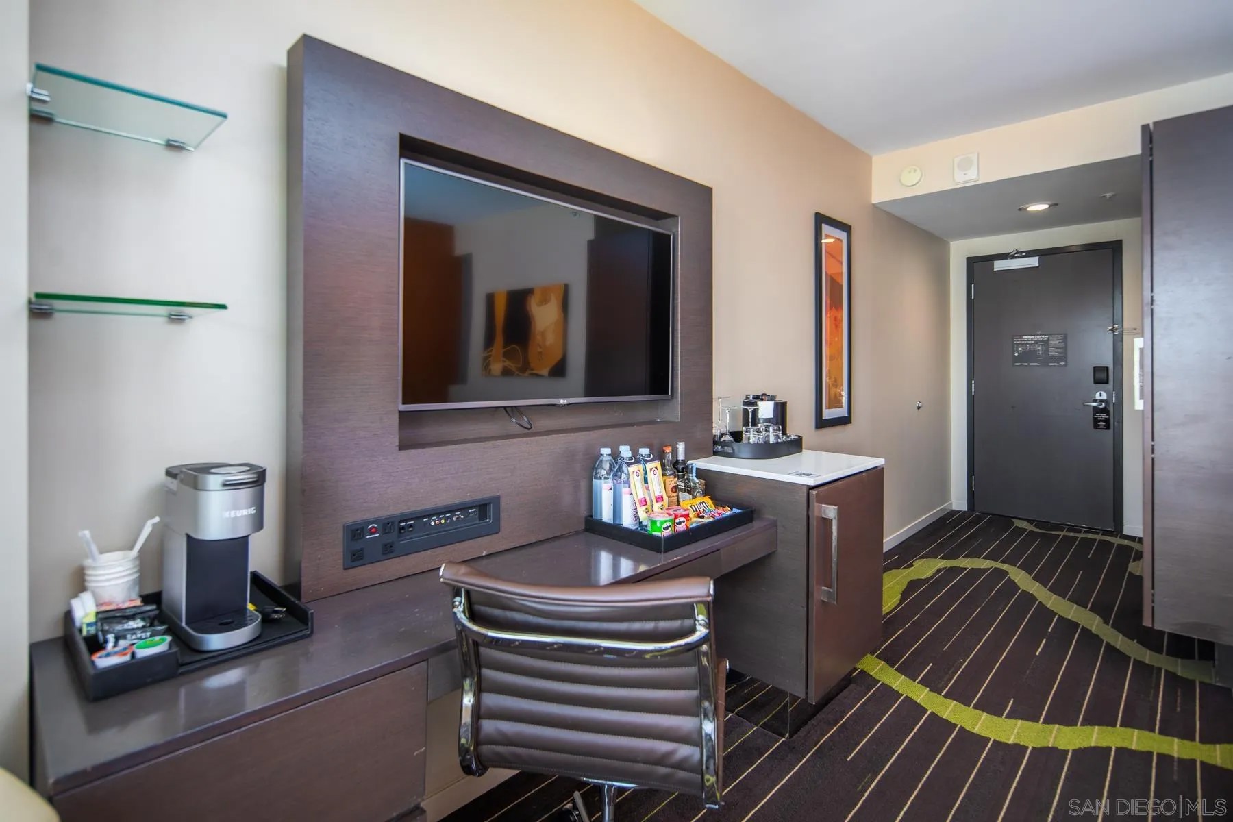 207 5th Ave 1224