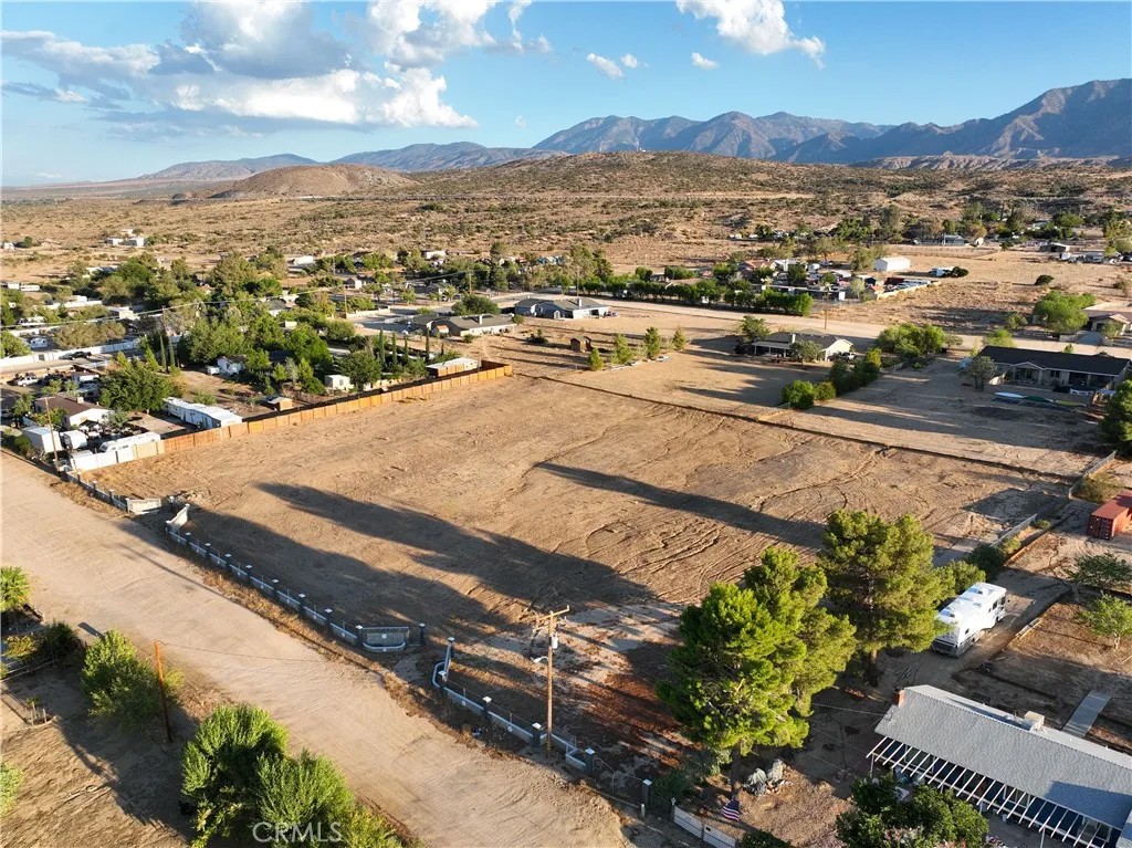 0 Vic Longview Avenue W11