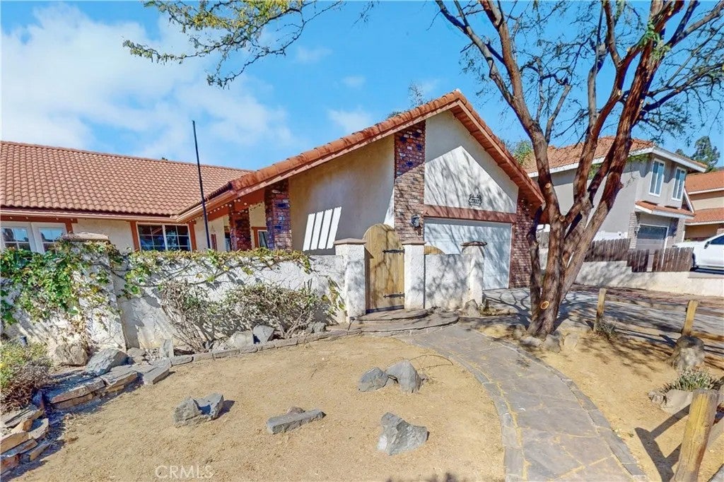 13489 Village Road