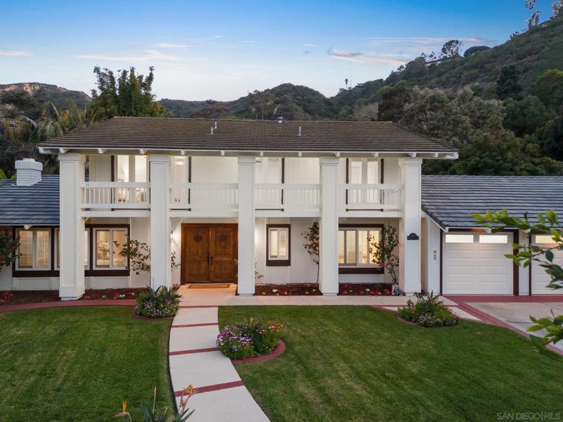 2505 Hidden Valley Pl