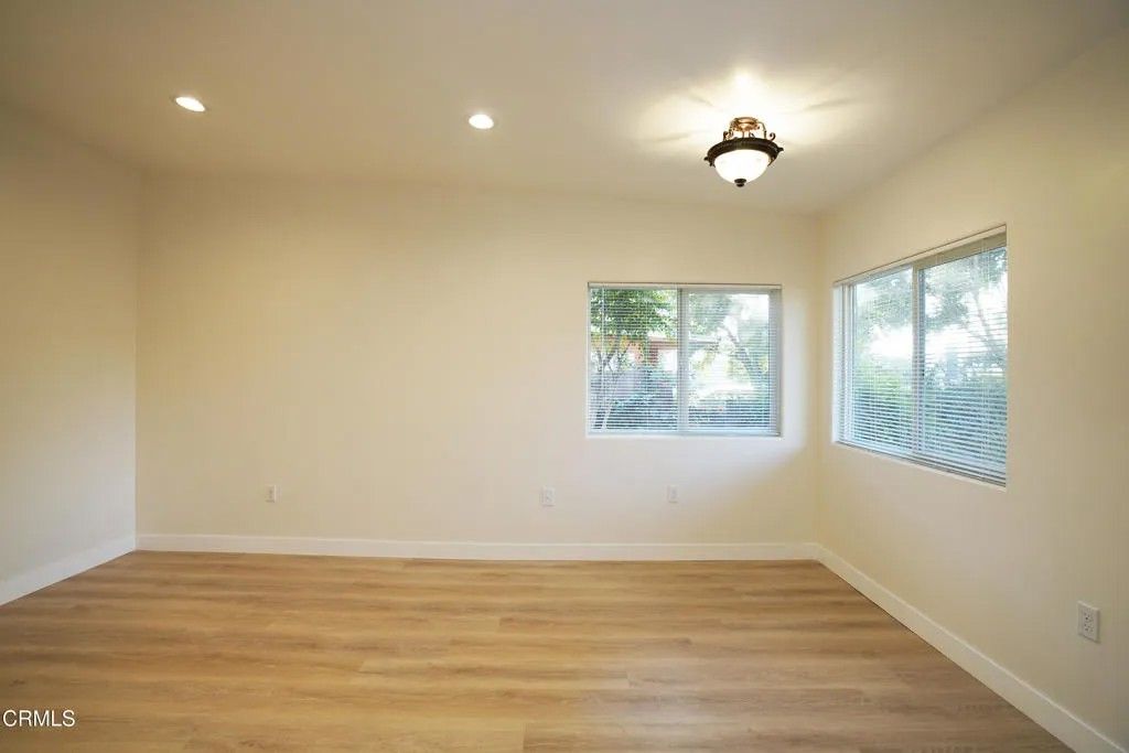 Photo of 1038 Western Avenue #1, Glendale, CA 91201 (MLS # P1-25984)