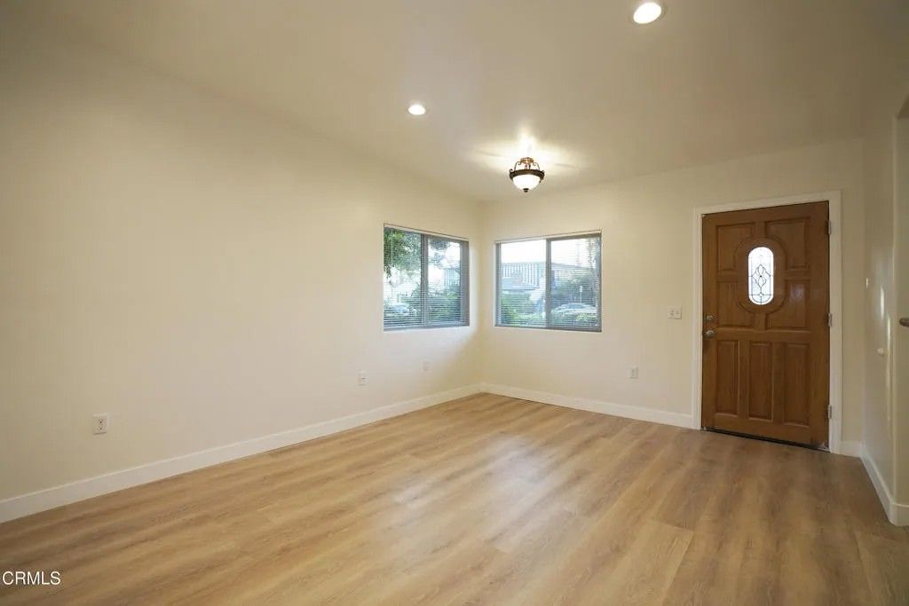 Photo of 1038 Western Avenue #1, Glendale, CA 91201 (MLS # P1-25984)