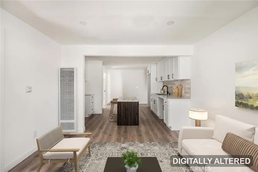 1246 W 123rd