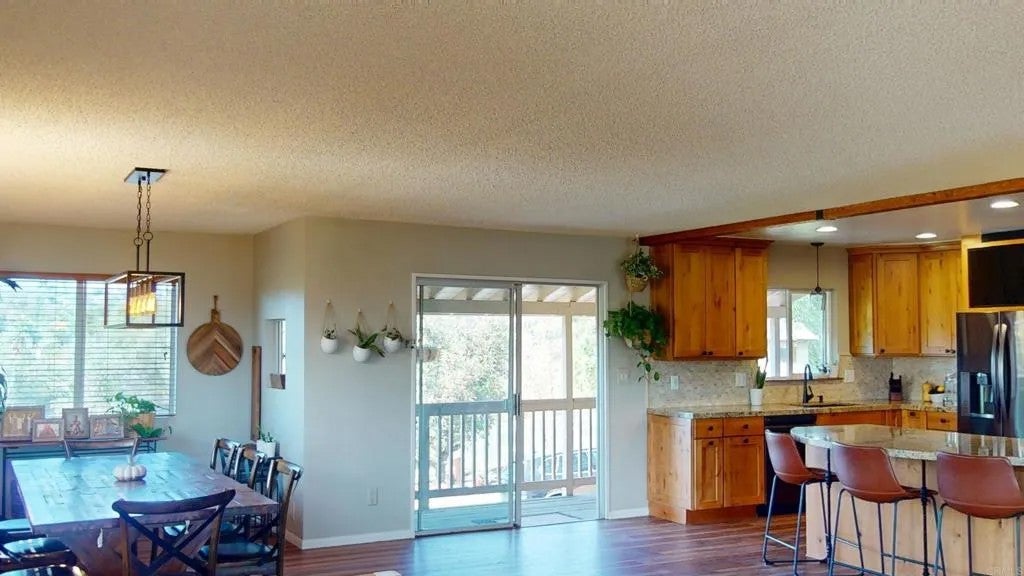 11249 Valle Vista Road