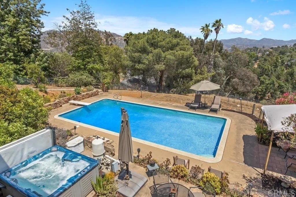 11249 Valle Vista Road