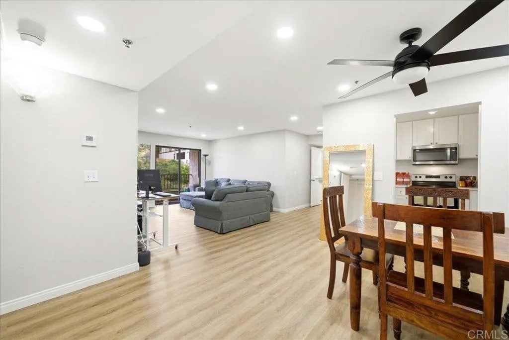 3980 Faircross Place 13