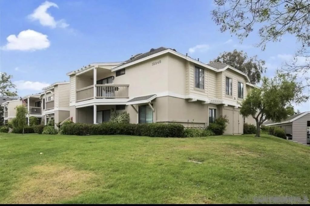 Photo of 12245 Carmel Vista Rd #292, San Diego, CA 92130 (MLS # 260003192)