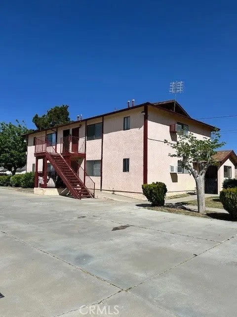 15430--15436 Meyer Road