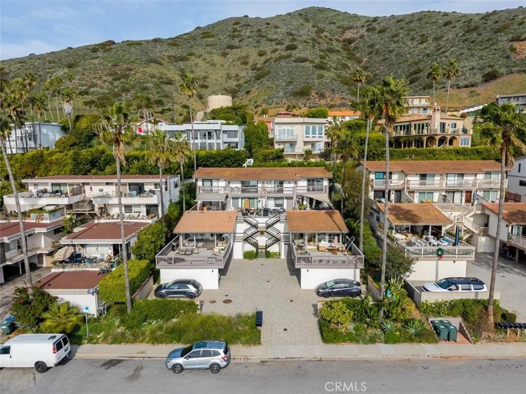 Photo of 11813 Ellice Street, Malibu, CA 90265 (MLS # SR26002898)